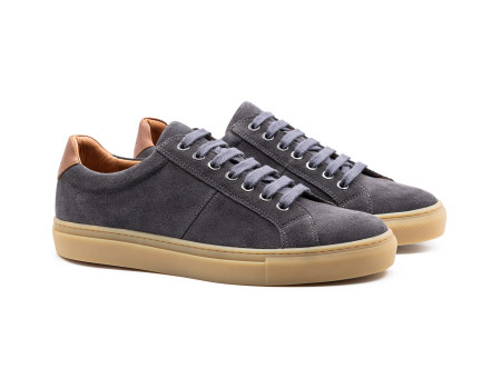 Gris fonce